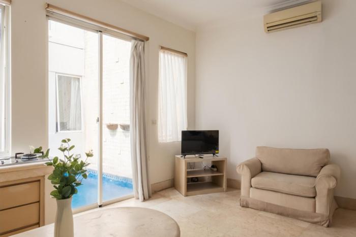 Twospaces Living At The Unit Residence Джакарта Экстерьер фото